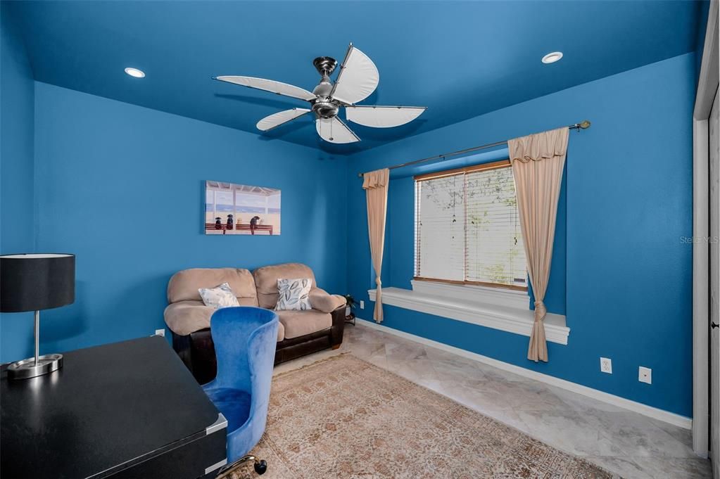 Active With Contract: $809,900 (4 beds, 3 baths, 2698 Square Feet)