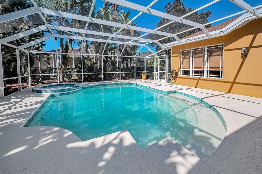 Active With Contract: $809,900 (4 beds, 3 baths, 2698 Square Feet)