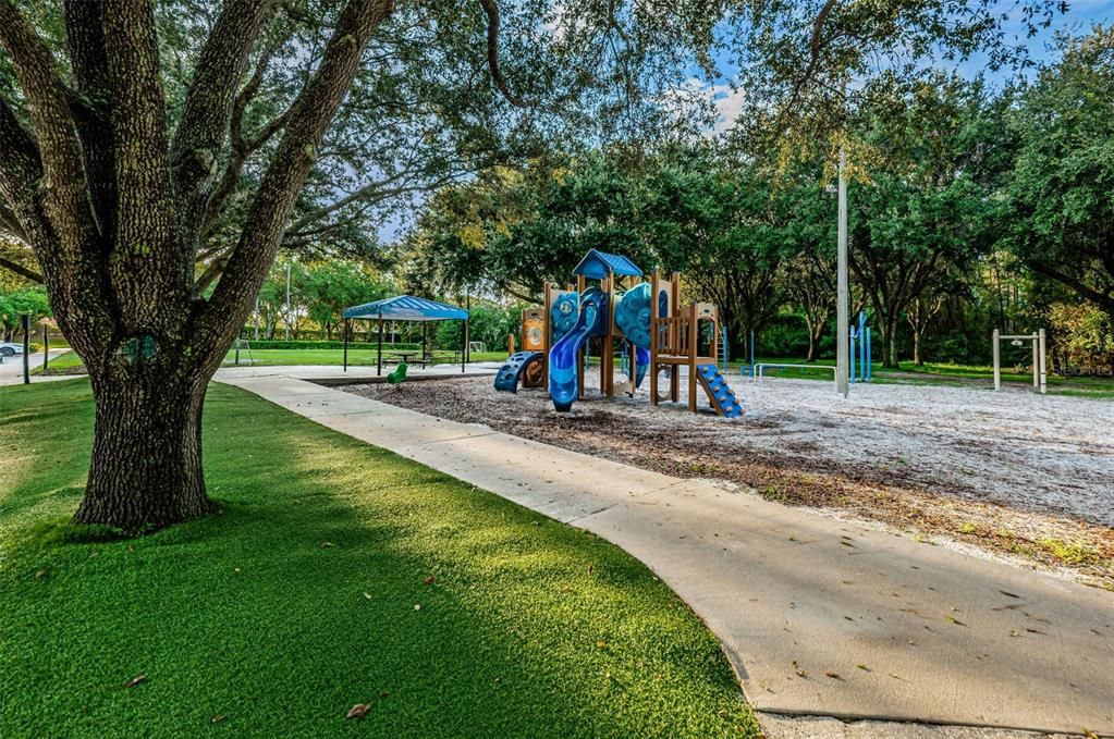 Active With Contract: $809,900 (4 beds, 3 baths, 2698 Square Feet)