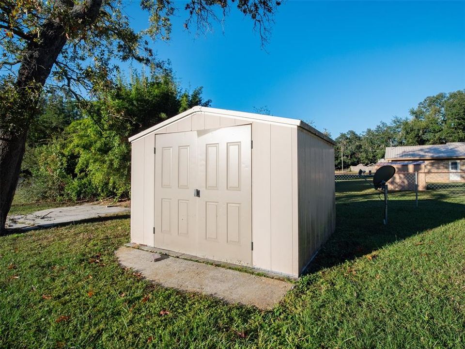 待售: $249,999 (3 贝兹, 1 浴室, 1448 平方英尺)