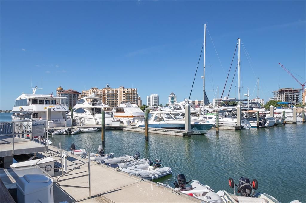 For Sale: $1,150,000 (4 beds, 3 baths, 2331 Square Feet)