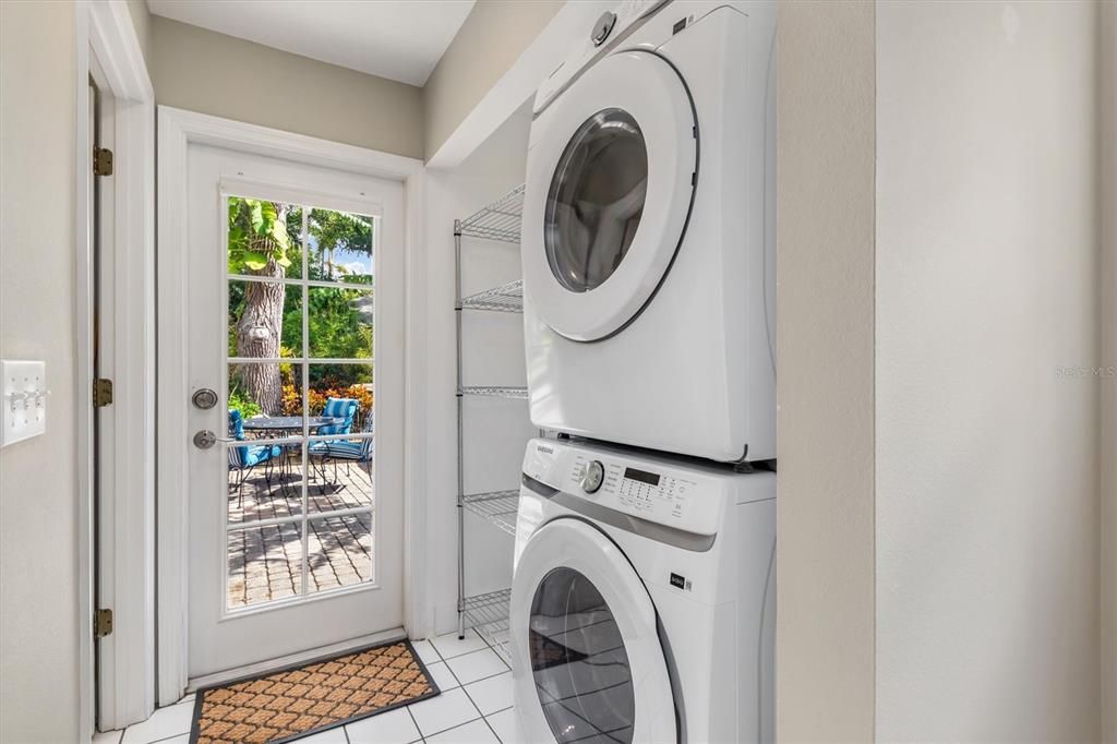 For Sale: $1,150,000 (4 beds, 3 baths, 2331 Square Feet)