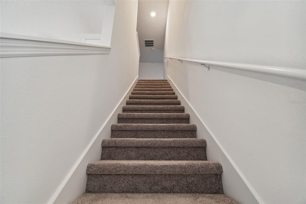 For Sale: $365,000 (3 beds, 2 baths, 2319 Square Feet)