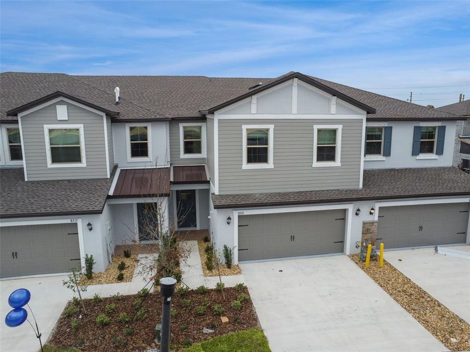 For Sale: $365,000 (3 beds, 2 baths, 2319 Square Feet)