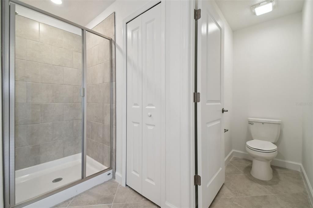 For Sale: $365,000 (3 beds, 2 baths, 2319 Square Feet)