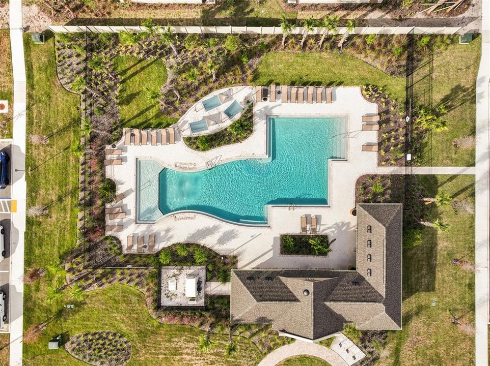 For Sale: $365,000 (3 beds, 2 baths, 2319 Square Feet)