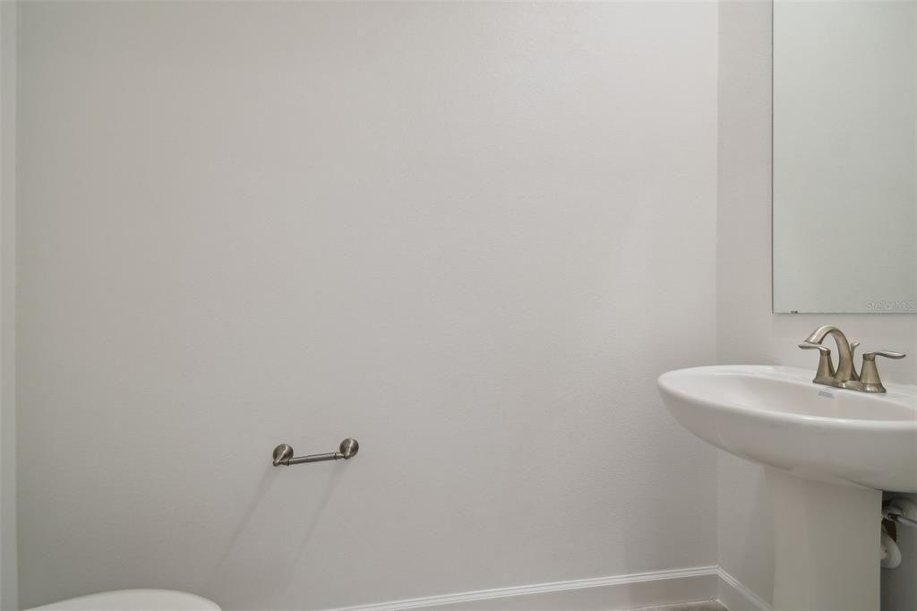 For Sale: $365,000 (3 beds, 2 baths, 2319 Square Feet)