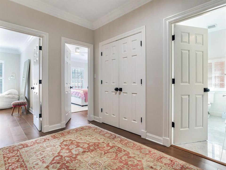 En Venta: $2,149,998 (4 camas, 4 baños, 4689 Pies cuadrados)