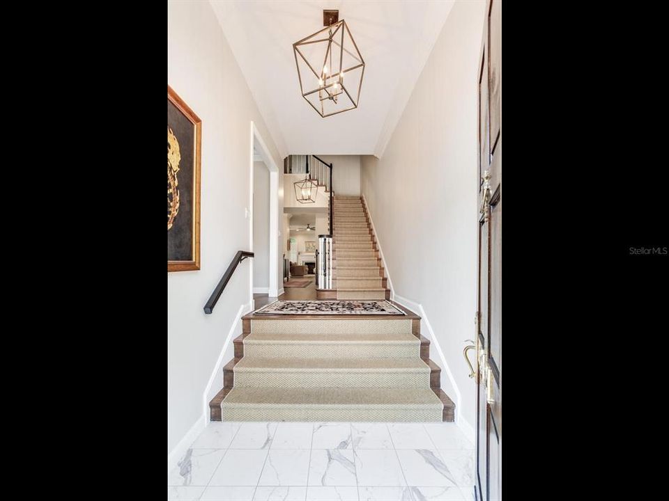 En Venta: $2,149,998 (4 camas, 4 baños, 4689 Pies cuadrados)