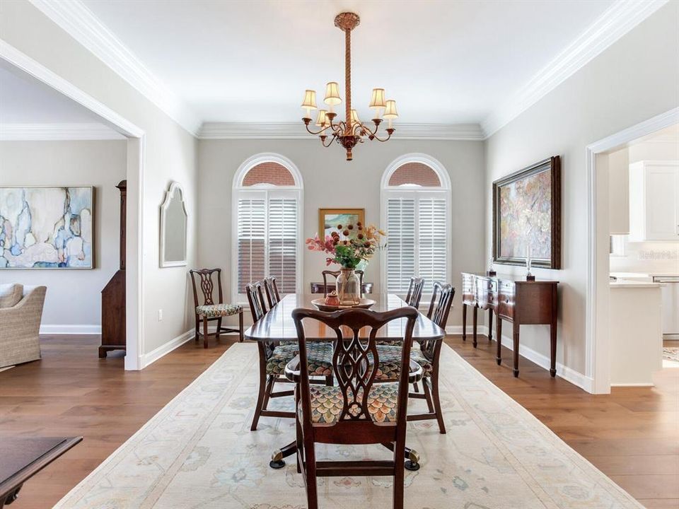 En Venta: $2,149,998 (4 camas, 4 baños, 4689 Pies cuadrados)