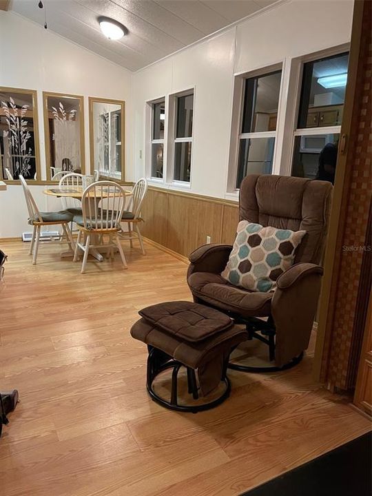 For Sale: $1,299,000 (0 beds, 0 baths, 4242 Square Feet)