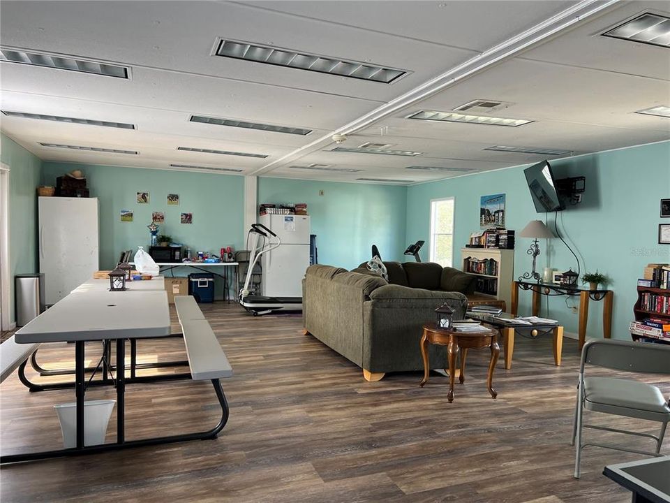 For Sale: $1,299,000 (0 beds, 0 baths, 4242 Square Feet)