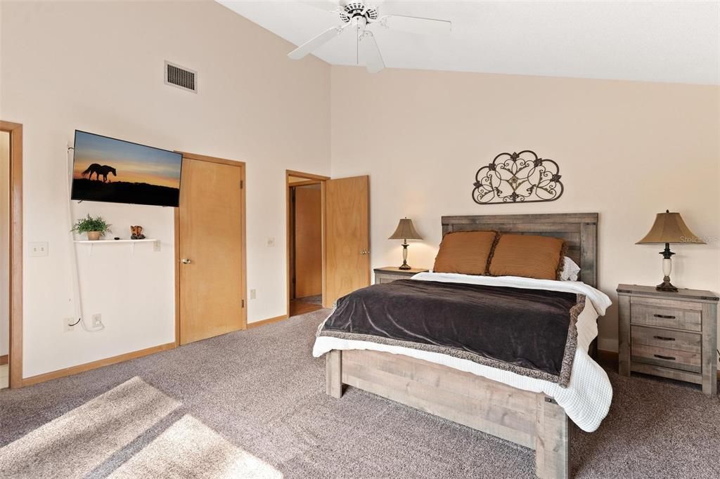 For Sale: $1,299,000 (0 beds, 0 baths, 4242 Square Feet)