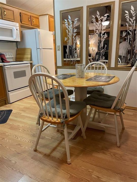 For Sale: $1,299,000 (0 beds, 0 baths, 4242 Square Feet)