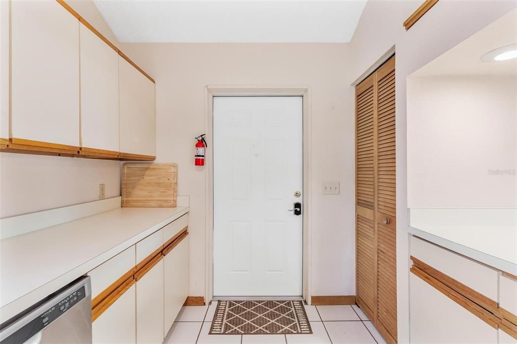 For Sale: $1,299,000 (0 beds, 0 baths, 4242 Square Feet)