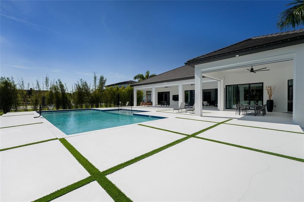 For Sale: $2,990,000 (5 beds, 3 baths, 4786 Square Feet)