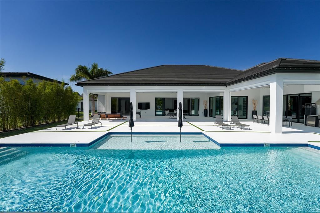 For Sale: $2,990,000 (5 beds, 3 baths, 4786 Square Feet)