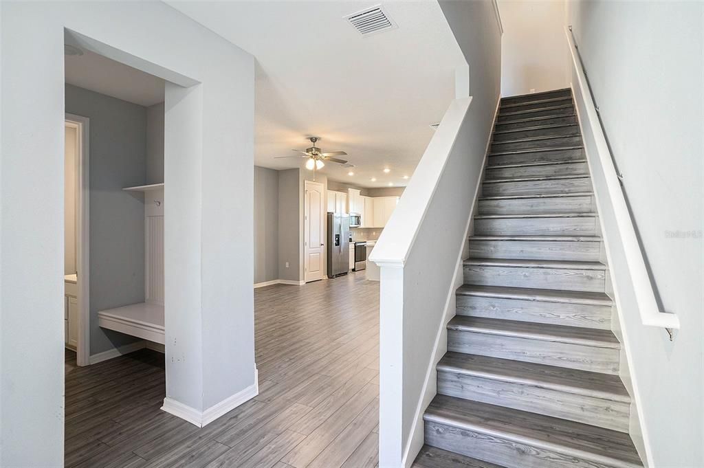 На продажу: $285,000 (2 спален, 2 ванн, 1615 Квадратных фут)