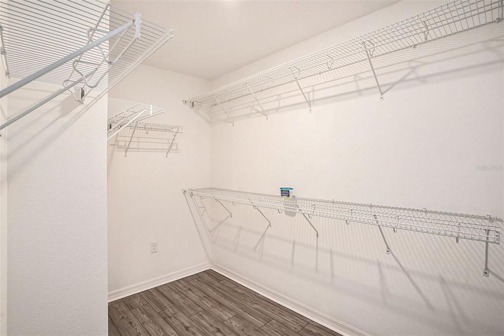 На продажу: $285,000 (2 спален, 2 ванн, 1615 Квадратных фут)