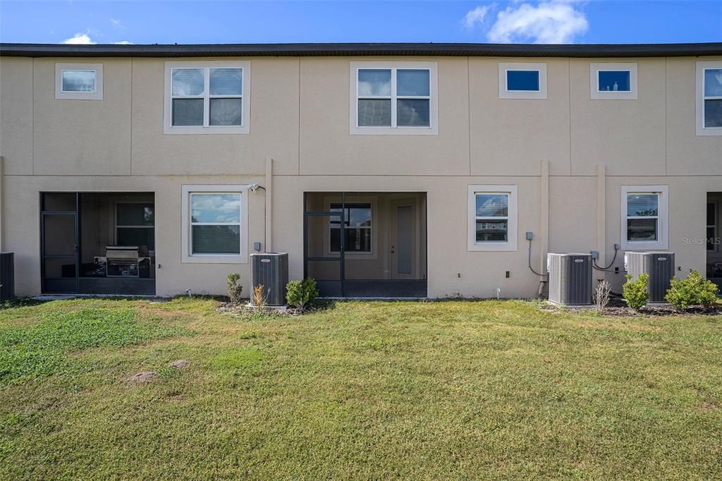 На продажу: $285,000 (2 спален, 2 ванн, 1615 Квадратных фут)