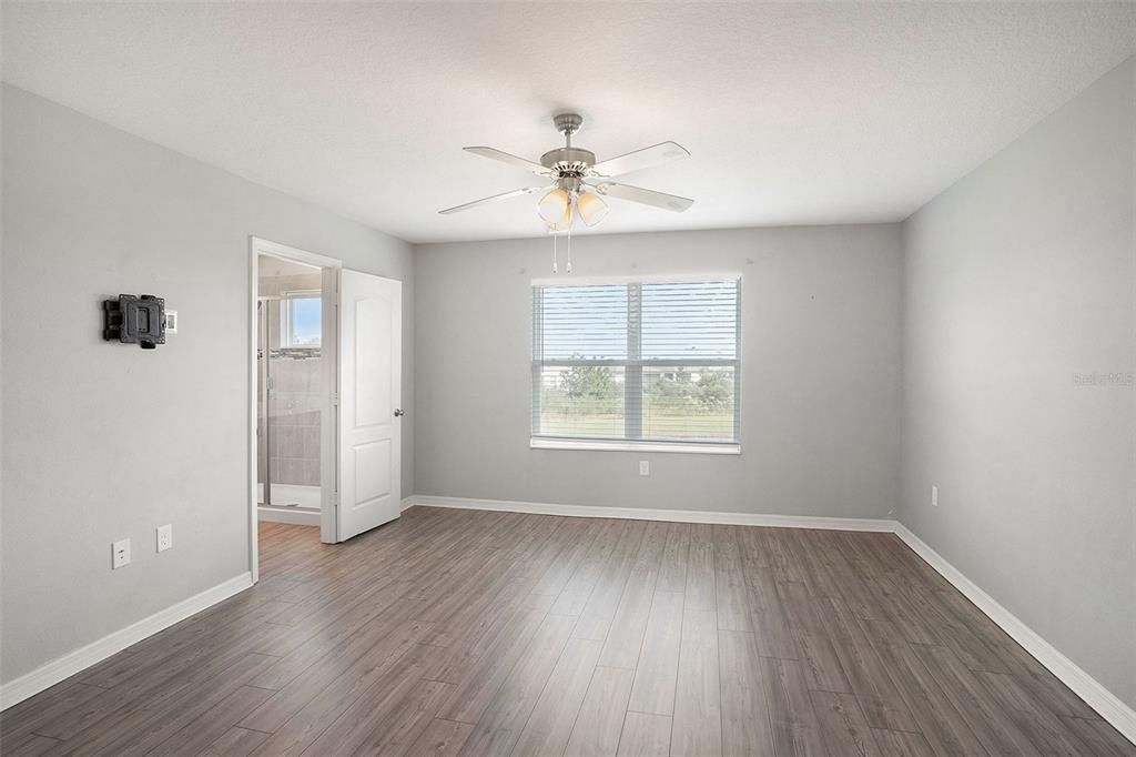 На продажу: $285,000 (2 спален, 2 ванн, 1615 Квадратных фут)