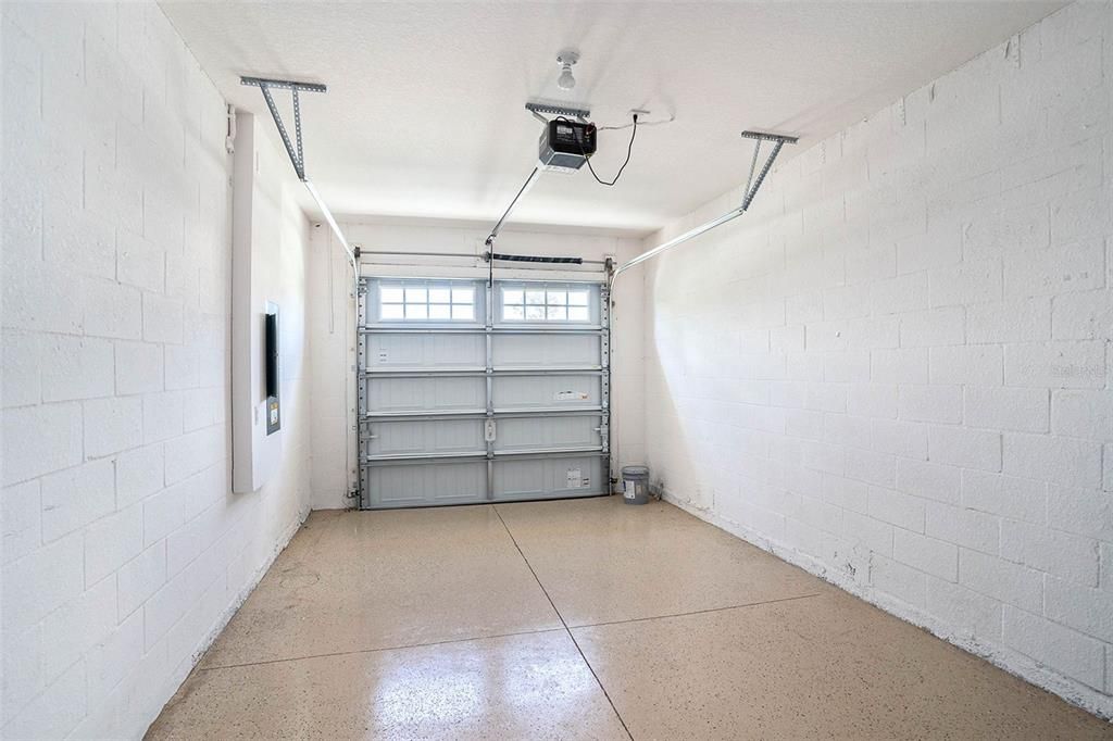 На продажу: $285,000 (2 спален, 2 ванн, 1615 Квадратных фут)