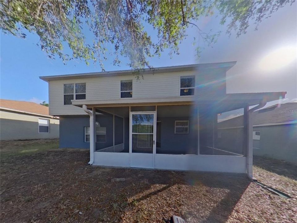 合同活跃: $2,249 (4 贝兹, 2 浴室, 2236 平方英尺)