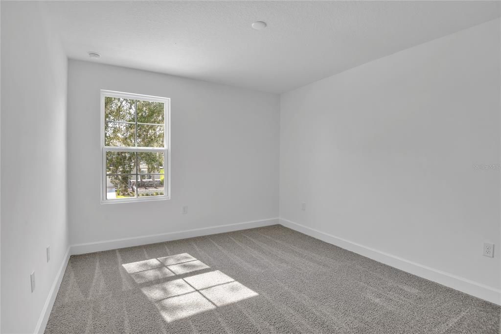 Active With Contract: $515,973 (4 beds, 3 baths, 2670 Square Feet)