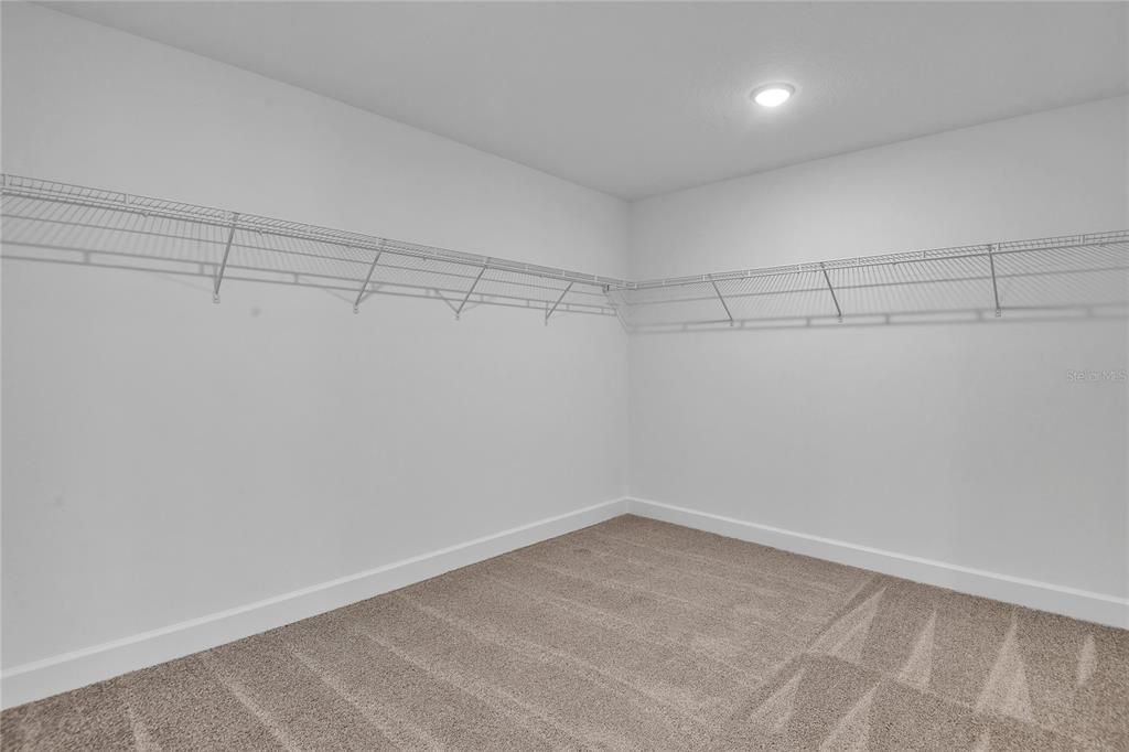 Active With Contract: $515,973 (4 beds, 3 baths, 2670 Square Feet)