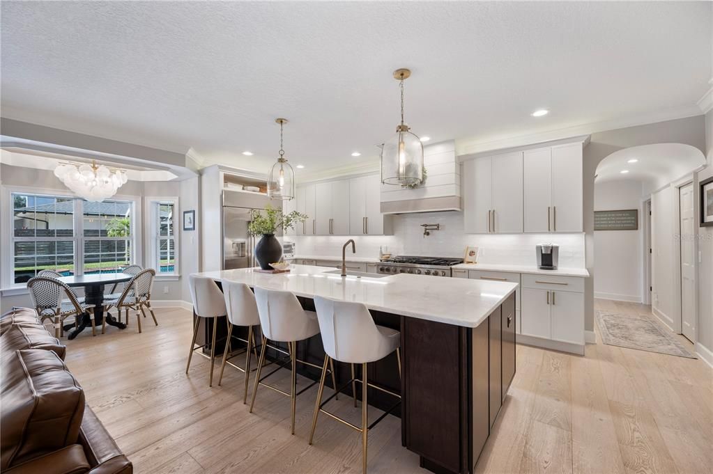 На продажу: $1,200,000 (4 спален, 4 ванн, 4660 Квадратных фут)