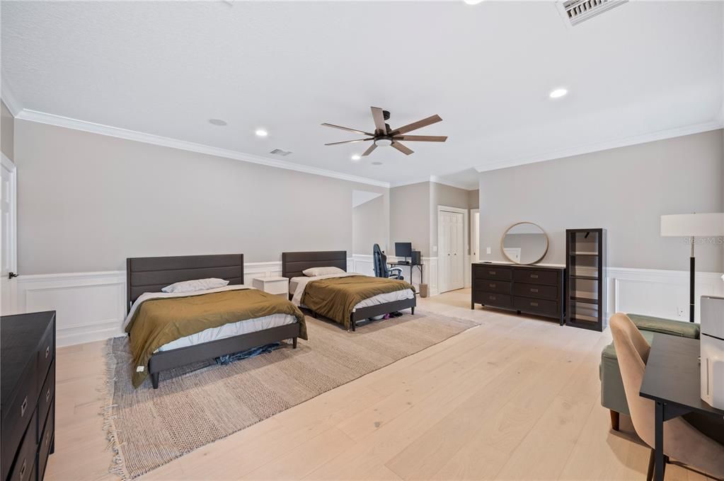 На продажу: $1,200,000 (4 спален, 4 ванн, 4660 Квадратных фут)