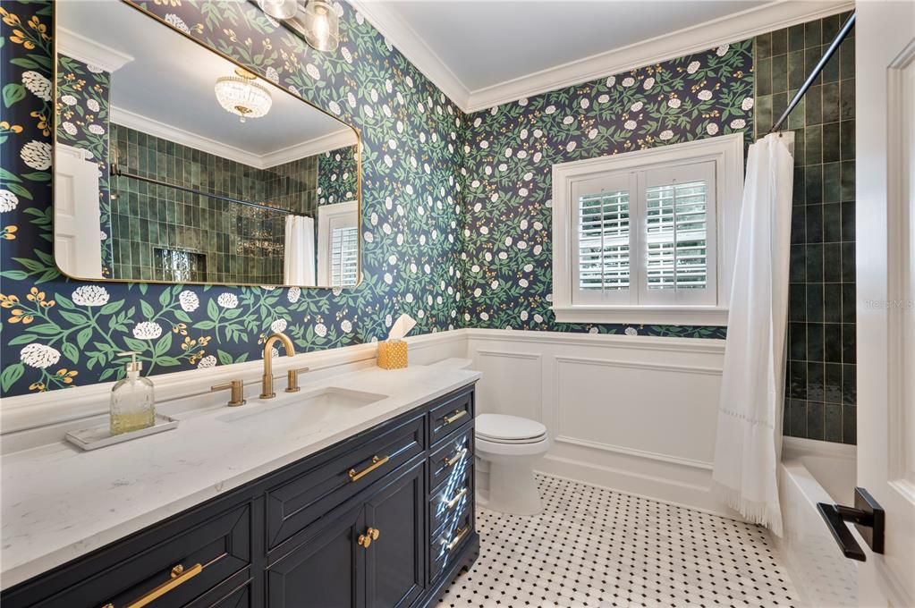 На продажу: $1,200,000 (4 спален, 4 ванн, 4660 Квадратных фут)