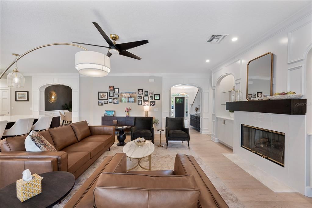 На продажу: $1,200,000 (4 спален, 4 ванн, 4660 Квадратных фут)