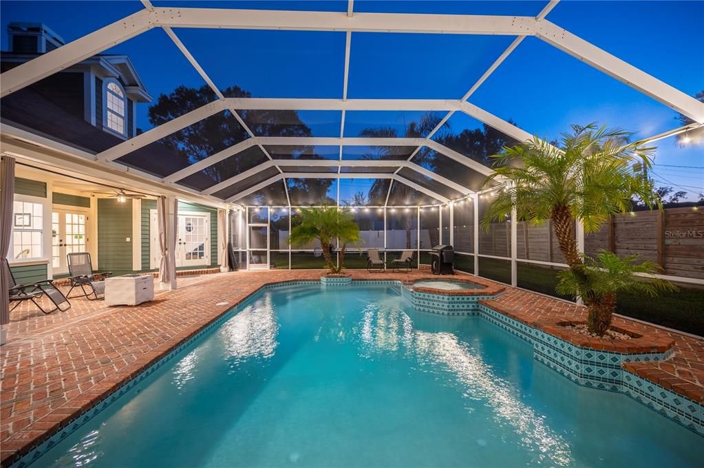 На продажу: $1,200,000 (4 спален, 4 ванн, 4660 Квадратных фут)