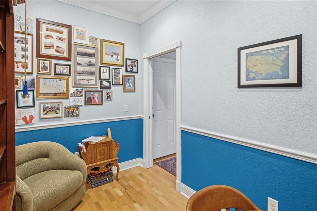 合同活跃: $499,000 (3 贝兹, 3 浴室, 2100 平方英尺)