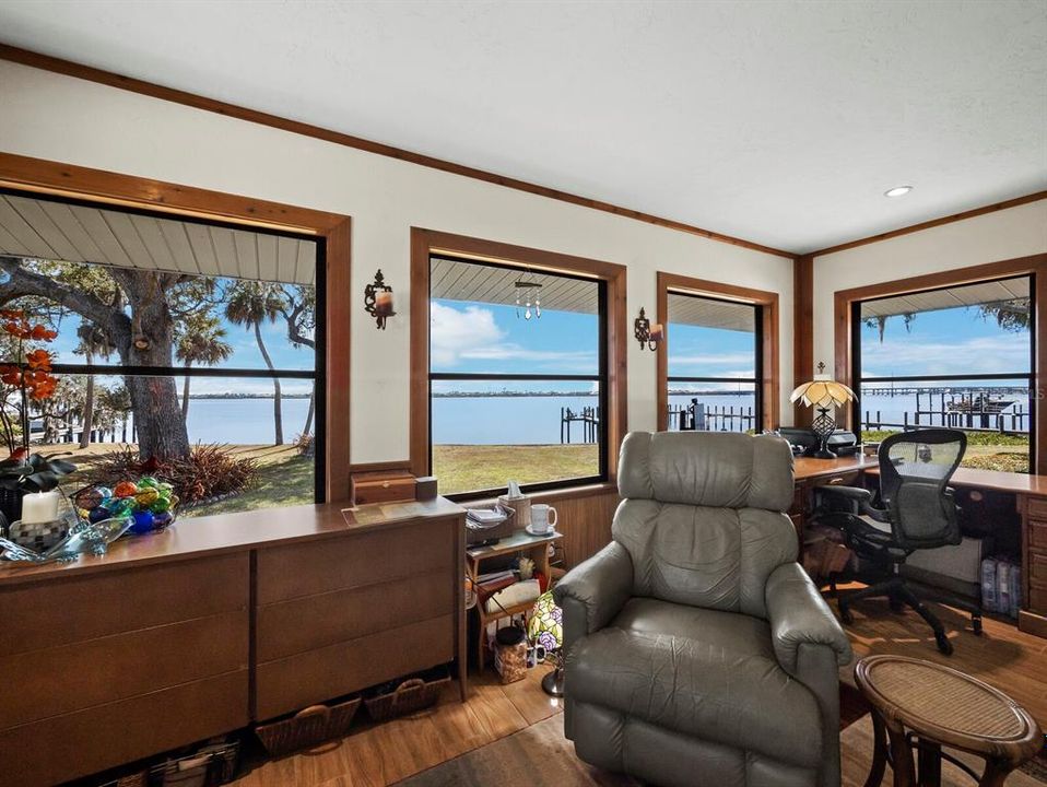 En Venta: $1,200,000 (3 camas, 2 baños, 2409 Pies cuadrados)