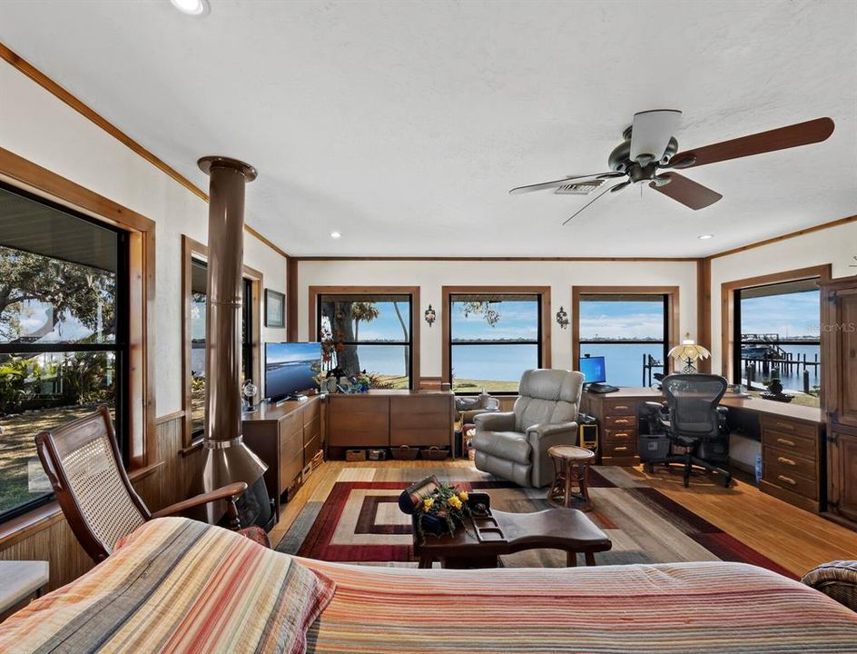 En Venta: $1,200,000 (3 camas, 2 baños, 2409 Pies cuadrados)