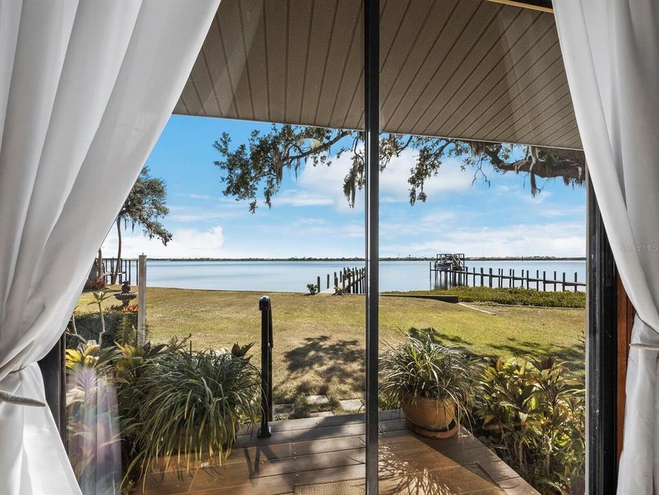 En Venta: $1,200,000 (3 camas, 2 baños, 2409 Pies cuadrados)