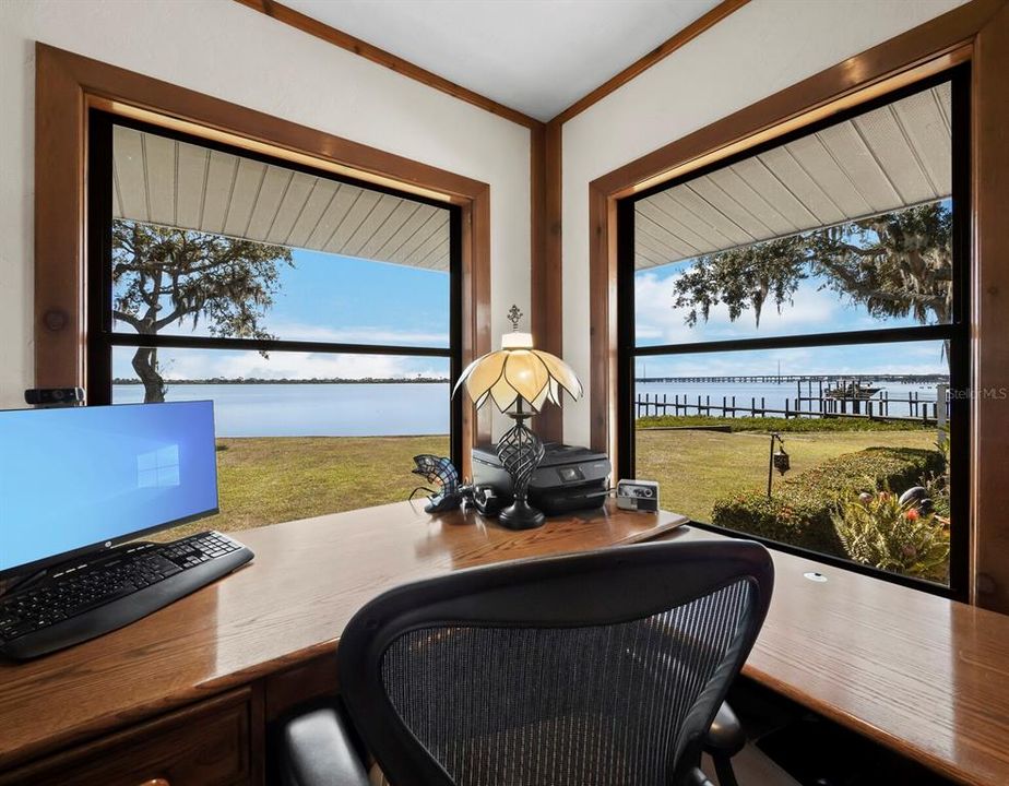 En Venta: $1,200,000 (3 camas, 2 baños, 2409 Pies cuadrados)