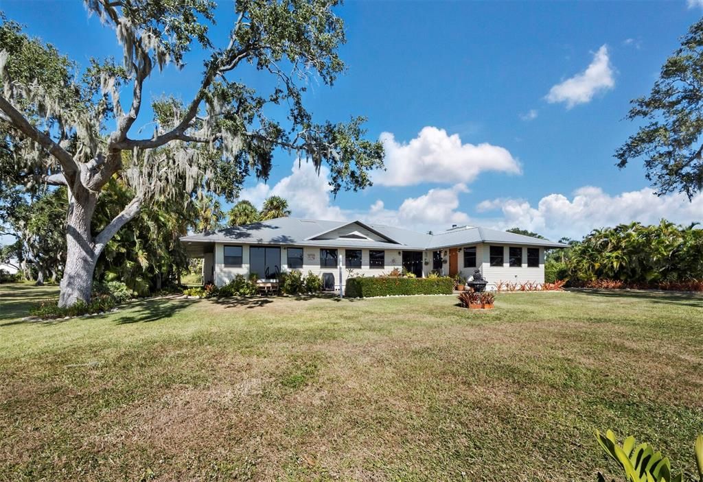 En Venta: $1,200,000 (3 camas, 2 baños, 2409 Pies cuadrados)