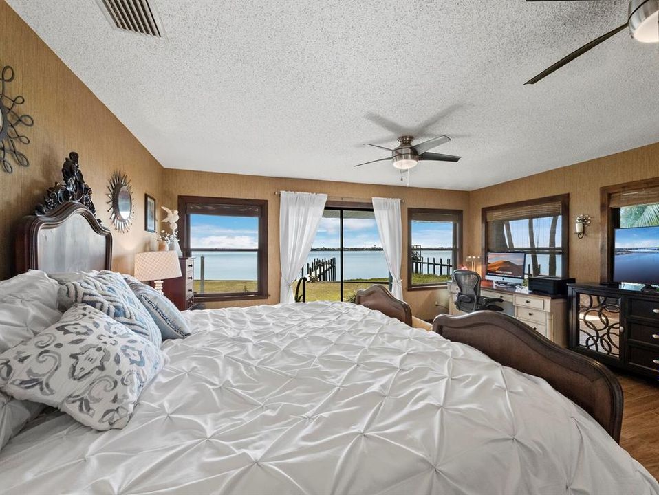 En Venta: $1,200,000 (3 camas, 2 baños, 2409 Pies cuadrados)