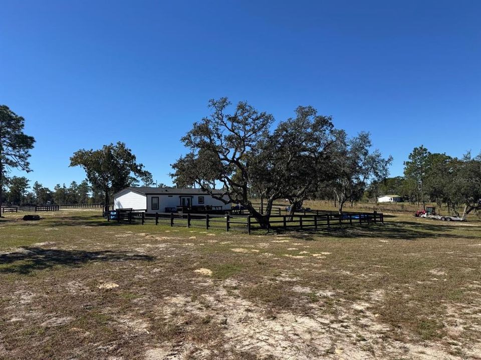 For Sale: $385,000 (3 beds, 2 baths, 1404 Square Feet)