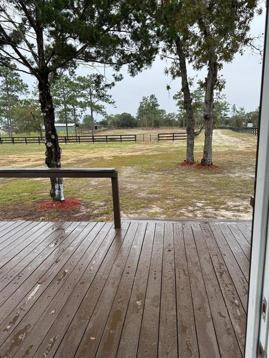 For Sale: $385,000 (3 beds, 2 baths, 1404 Square Feet)