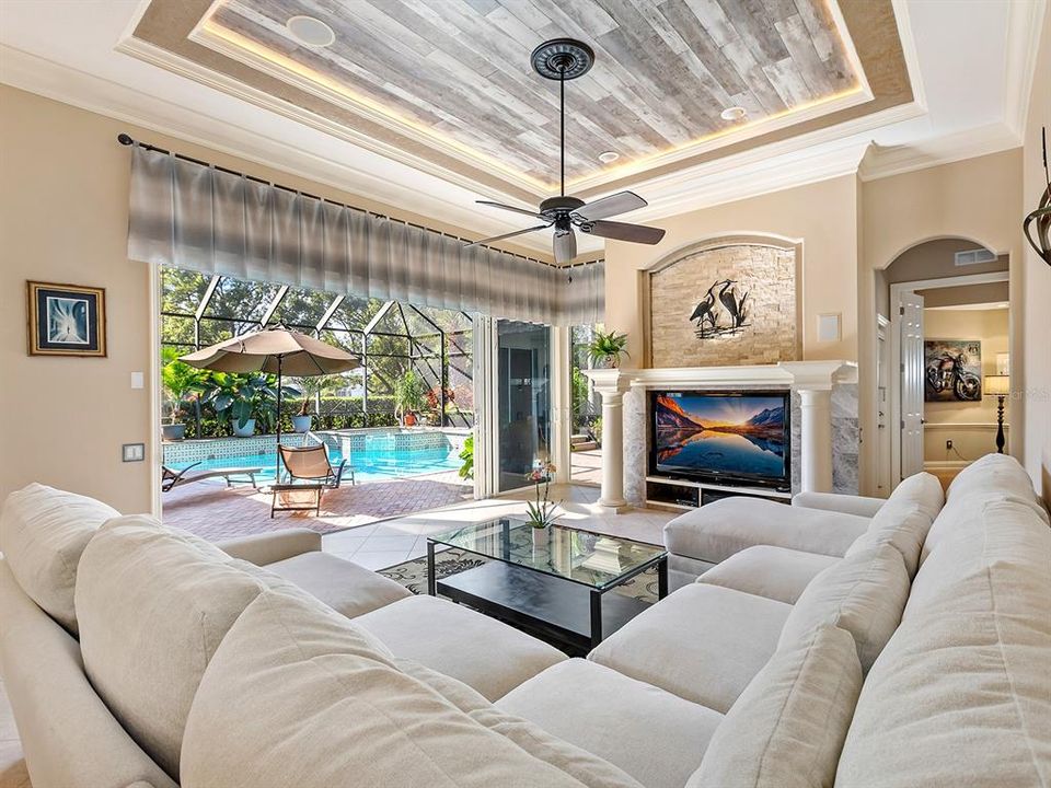 For Sale: $1,649,000 (4 beds, 4 baths, 3984 Square Feet)