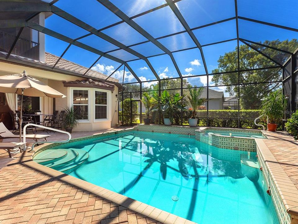 For Sale: $1,649,000 (4 beds, 4 baths, 3984 Square Feet)