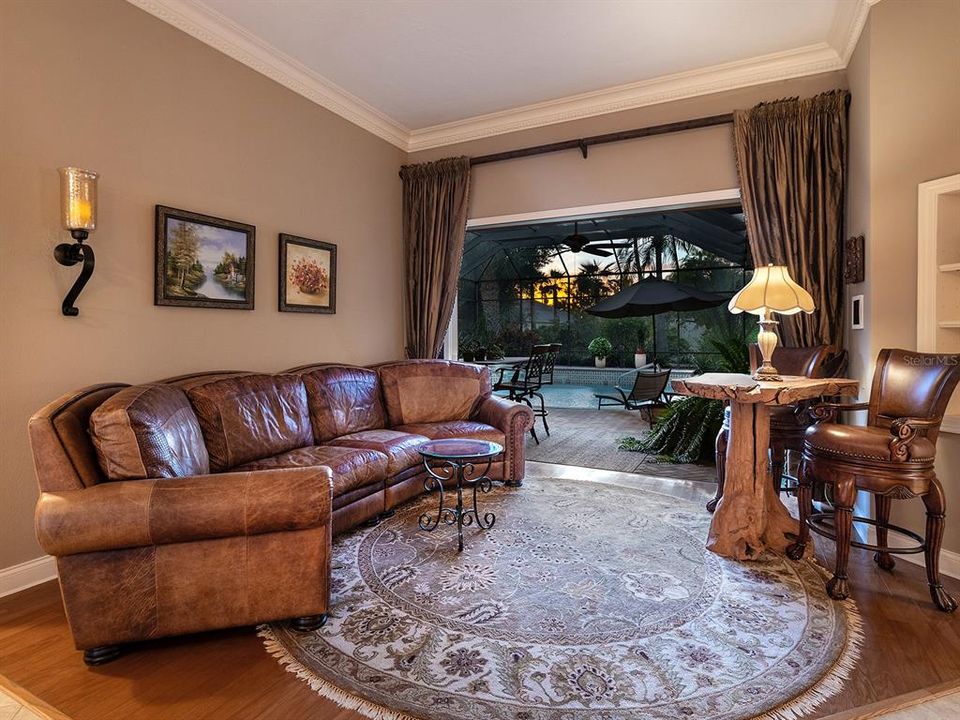 For Sale: $1,649,000 (4 beds, 4 baths, 3984 Square Feet)