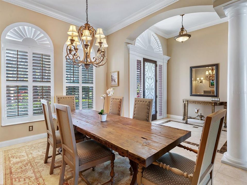 For Sale: $1,649,000 (4 beds, 4 baths, 3984 Square Feet)