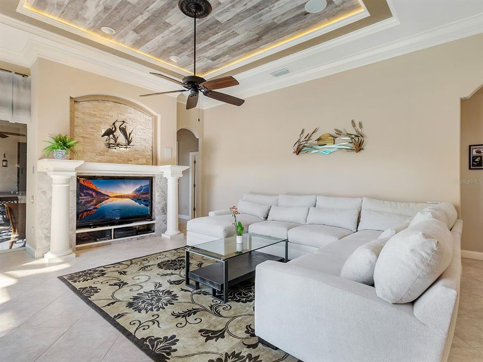 For Sale: $1,649,000 (4 beds, 4 baths, 3984 Square Feet)