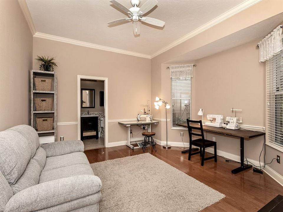 For Sale: $1,649,000 (4 beds, 4 baths, 3984 Square Feet)