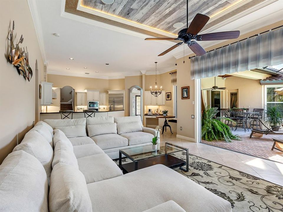 For Sale: $1,649,000 (4 beds, 4 baths, 3984 Square Feet)